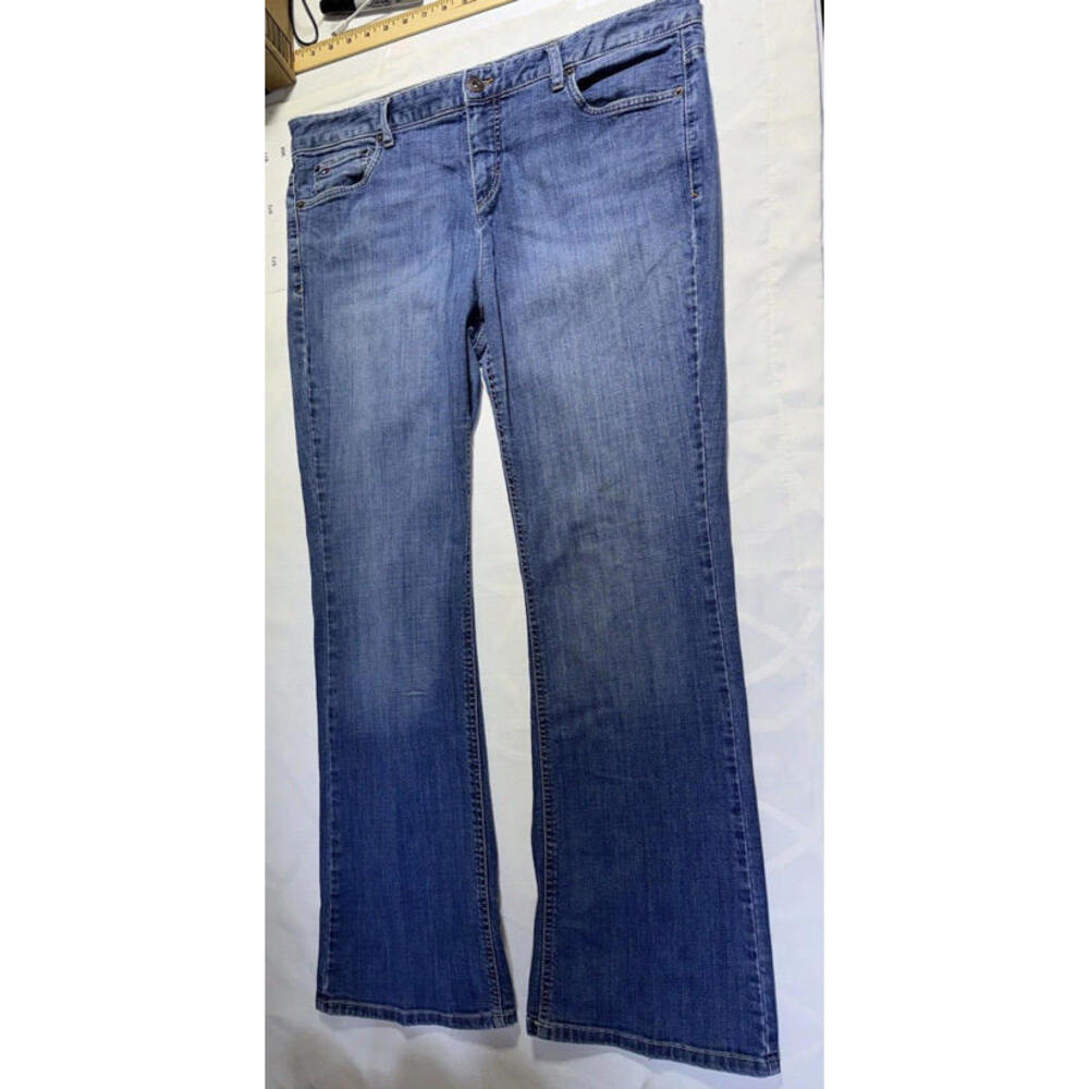 Tommy Hilfiger Womens Jeans Medium Wash Hope Boot Cut Denim Size 16R